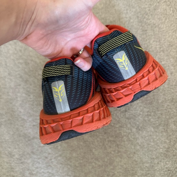 HOKA ONE ONE Speedgoat 4 Running Shoes Men Low-top Orange/Blue - Picture 8 of 8